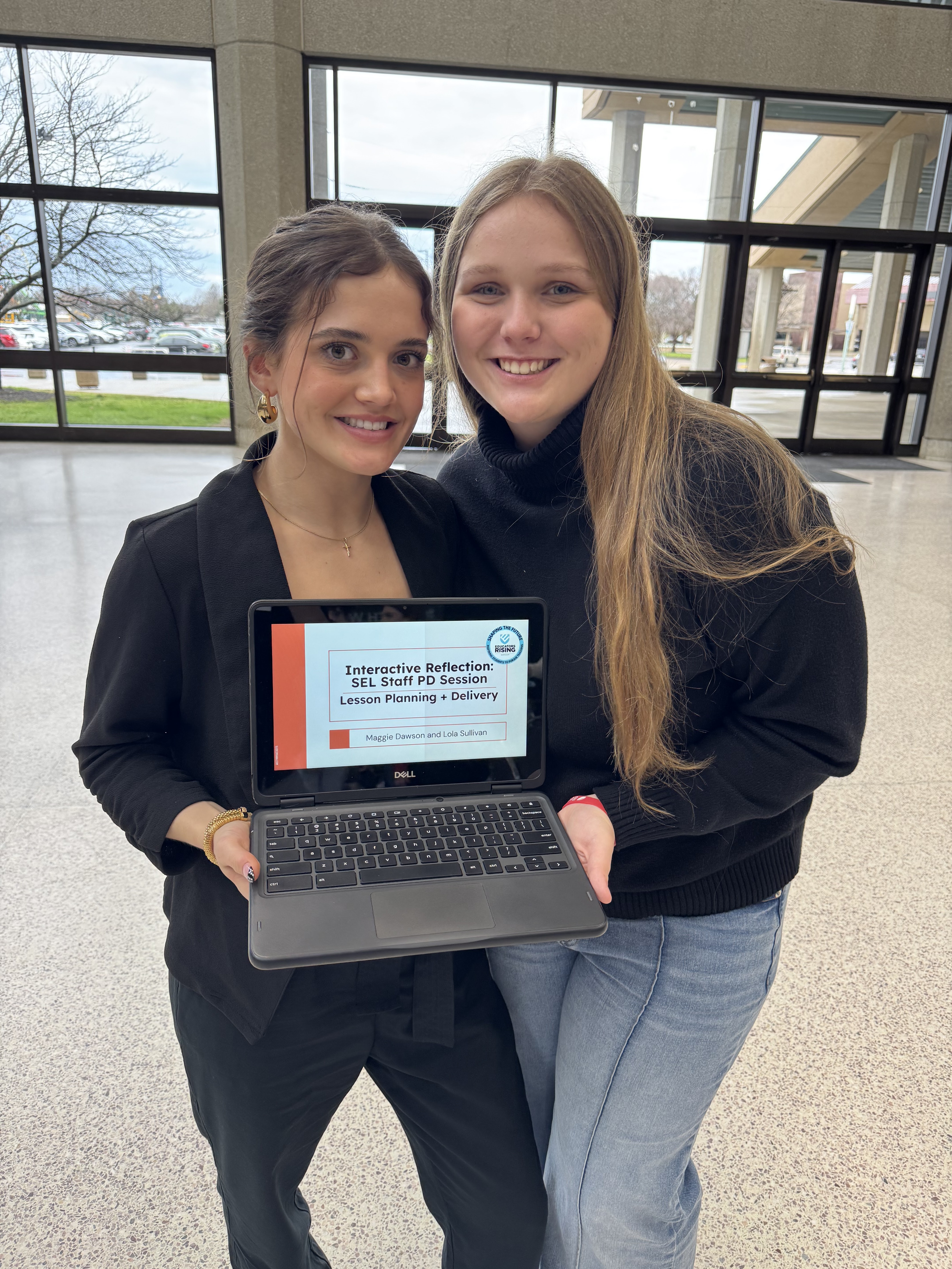 Students Teaching